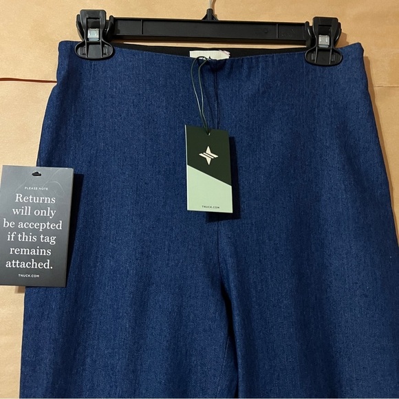 Tuckernuck | NWT Denim Ashford Pants Kick Hem Flare High Rise Trousers Size M - Picture 4 of 10